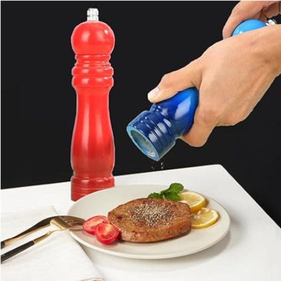 Set of 2 - 8" Wooden Salt & Pepper Grinder - Salt & Pepper Mill Set - Picture 5 of 10